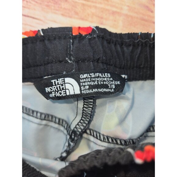 The North Face‎ Girl's Black Rainbow Shorts Small 7/8 - Picture 2 of 4